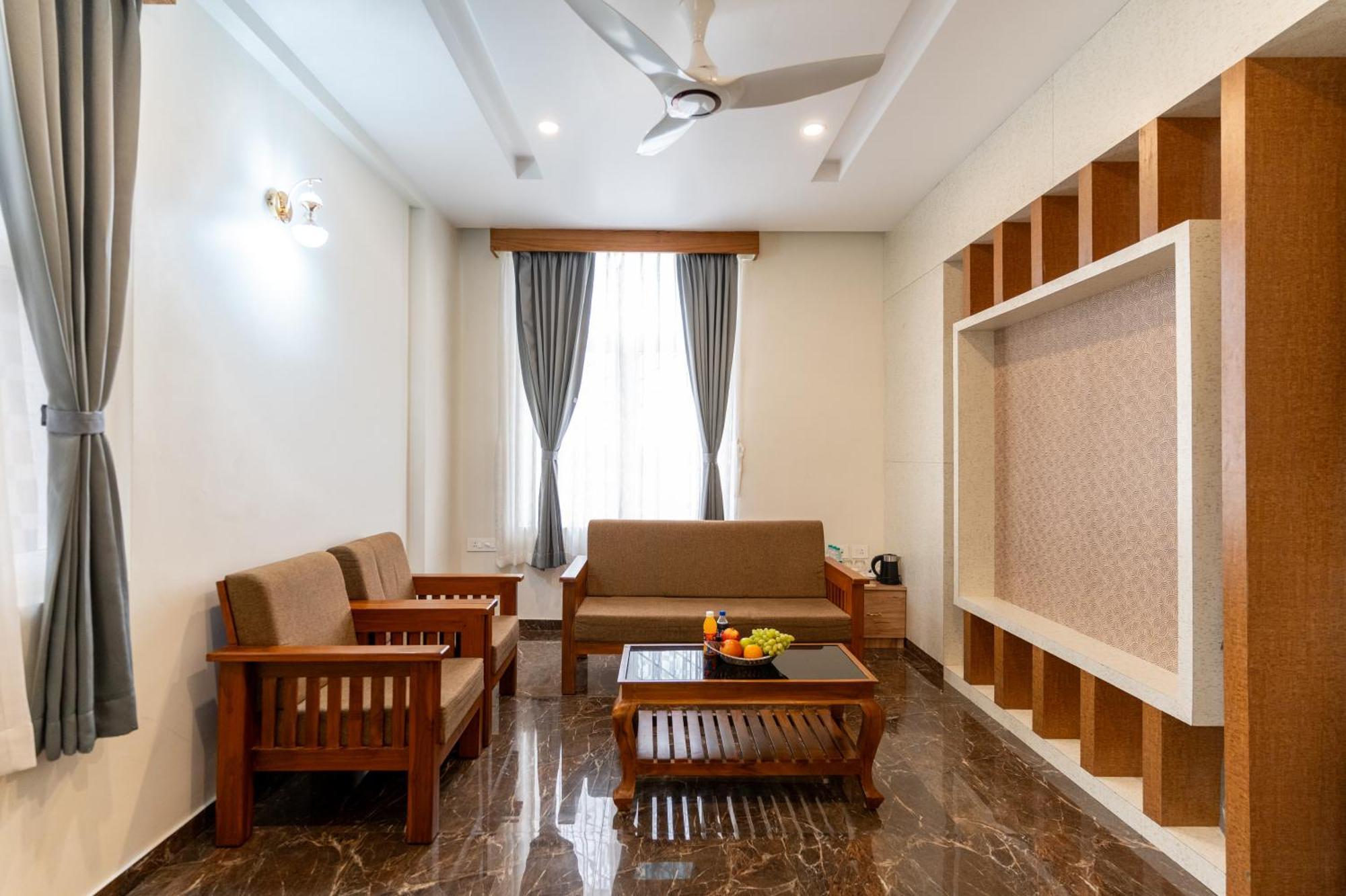 Sree Bharat Residency Otel Alāndurai Dış mekan fotoğraf