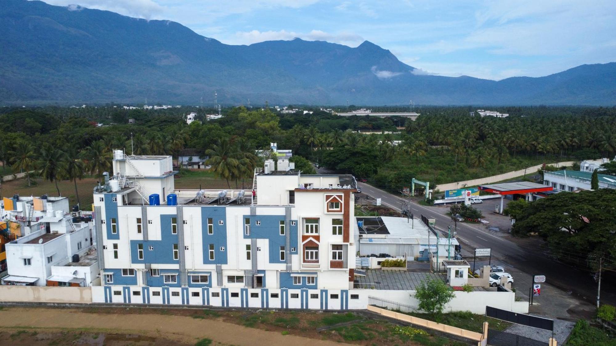 Sree Bharat Residency Otel Alāndurai Dış mekan fotoğraf